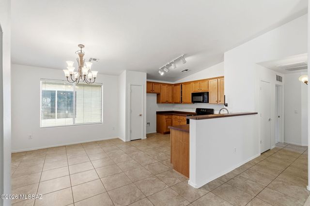 12757 E Hartshorn Pass, Vail, AZ 85641