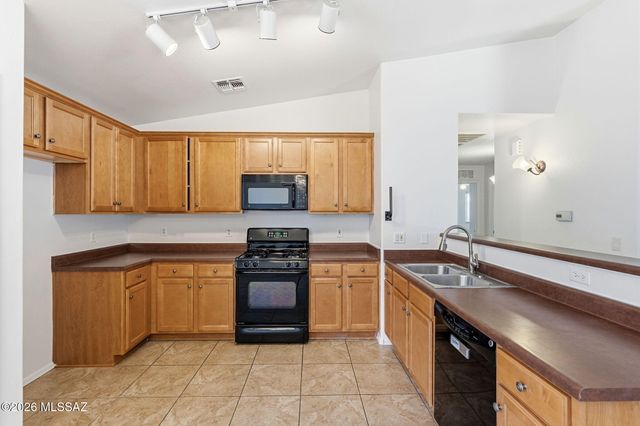 12757 E Hartshorn Pass, Vail, AZ 85641