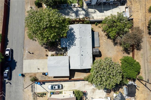 28025 Dakota, Menifee, CA 92587