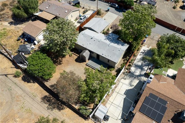 28025 Dakota, Menifee, CA 92587