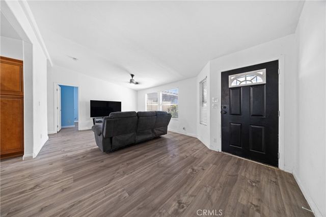 28025 Dakota, Menifee, CA 92587