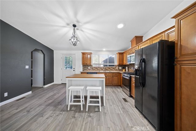 28025 Dakota, Menifee, CA 92587