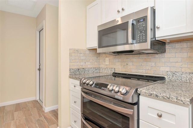 426 PINEVIEW DRIVE, Venice, FL 34293