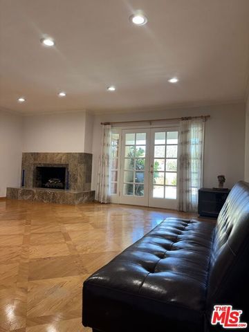 5412 Hazeltine Avenue, Sherman Oaks, CA 91401