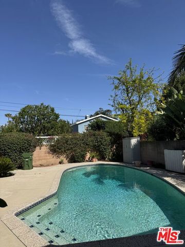 5412 Hazeltine Avenue, Sherman Oaks, CA 91401
