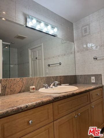 5412 Hazeltine Avenue, Sherman Oaks, CA 91401
