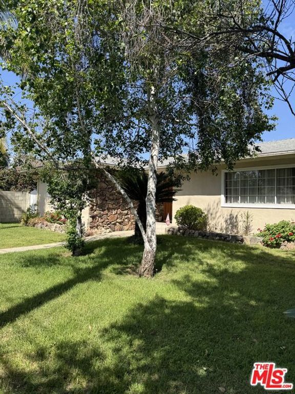 5412 Hazeltine Avenue, Sherman Oaks, CA 91401