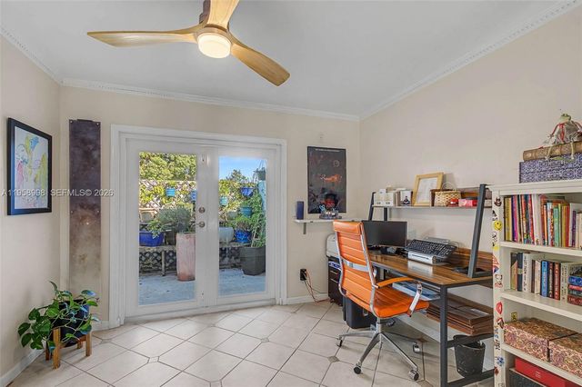 7950 SW 161st St, Palmetto Bay, FL 33157