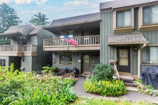9 Village Road 9, Southington, CT 06489