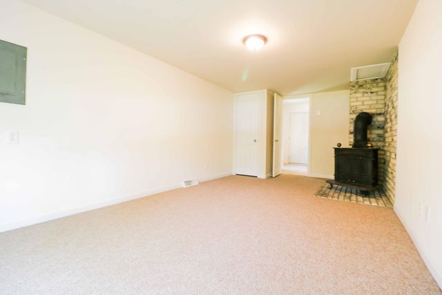 6325 Kentucky Place, Merrillville, IN 46410