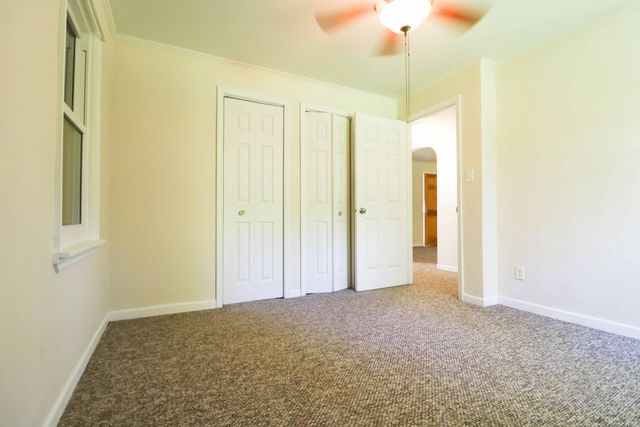 6325 Kentucky Place, Merrillville, IN 46410