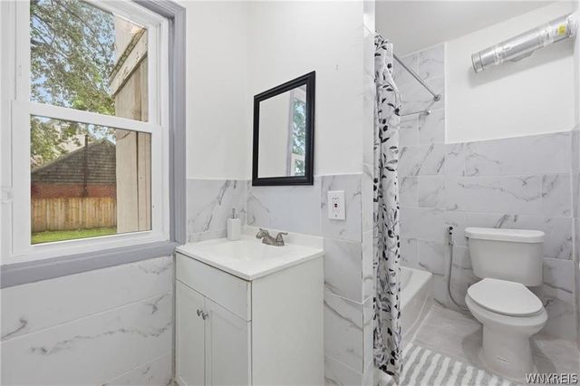 86 Modern Avenue, Lackawanna, NY 14218