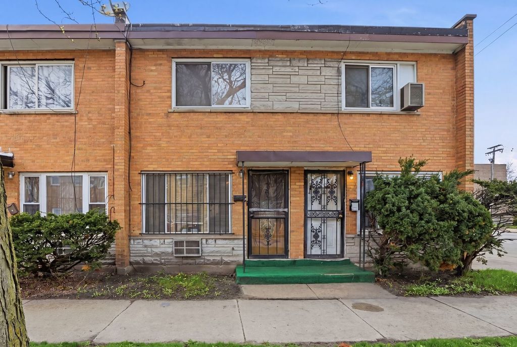 7500 S Kenwood Avenue B, Chicago, IL 60619