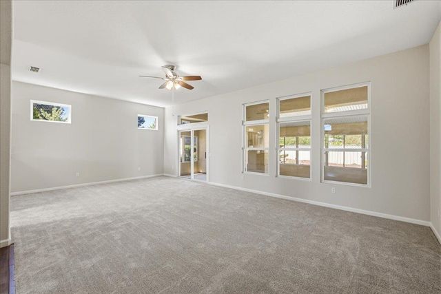 7001 Timberrose Way, Roseville, CA 95747