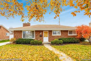 20571 Brooklawn Drive, Dearborn Heights, MI 48127