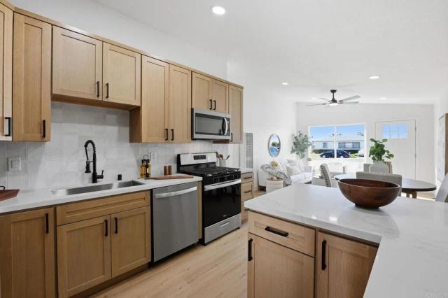 1211 9th St, Imperial Beach, CA 91932