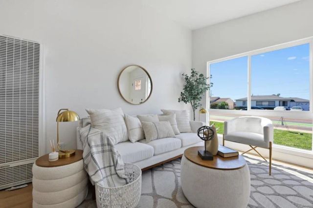 1211 9th St, Imperial Beach, CA 91932