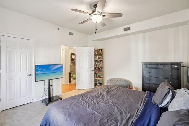 9872 MEADOW FIELD CIRCLE 503, Tampa, FL 33626