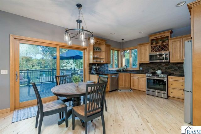 44229 Willow Road, St. Peter, MN 56082