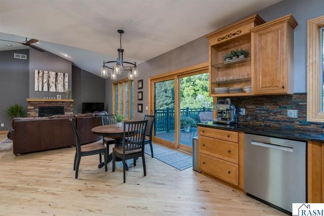 44229 Willow Road, St. Peter, MN 56082