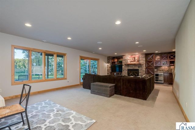 44229 Willow Road, St. Peter, MN 56082