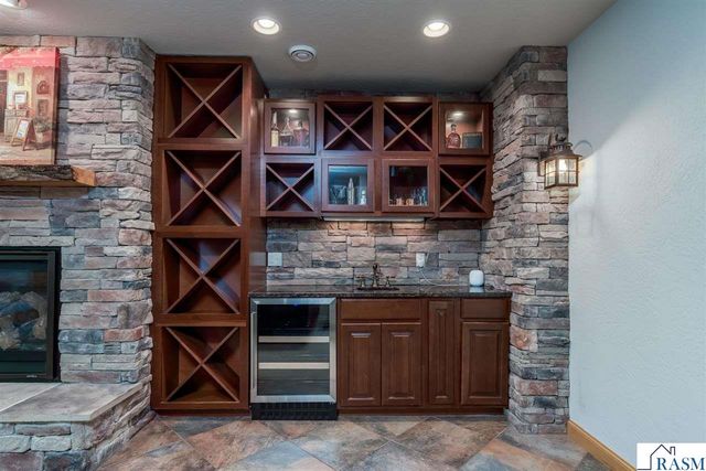 44229 Willow Road, St. Peter, MN 56082