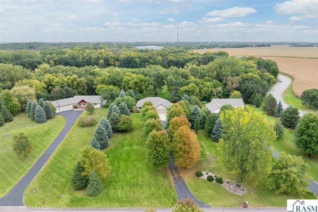 44229 Willow Road, St. Peter, MN 56082
