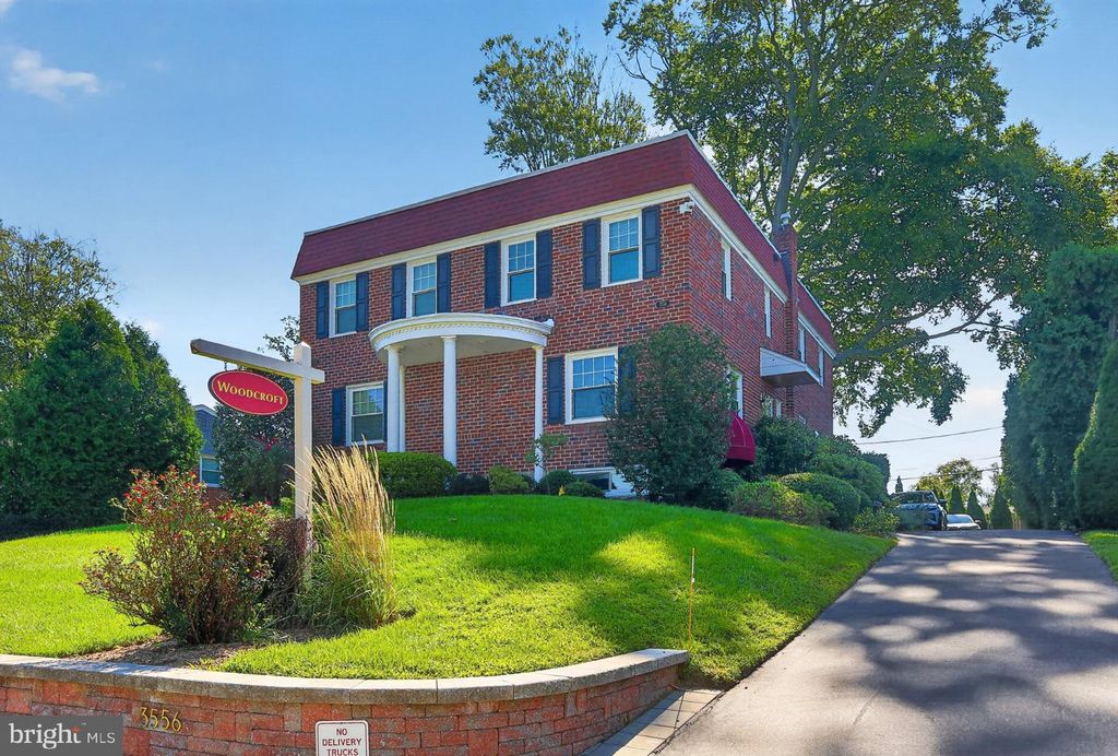 3554-3556 WOODCREST AVE, NEWTOWN SQUARE, PA 19073 — exterior