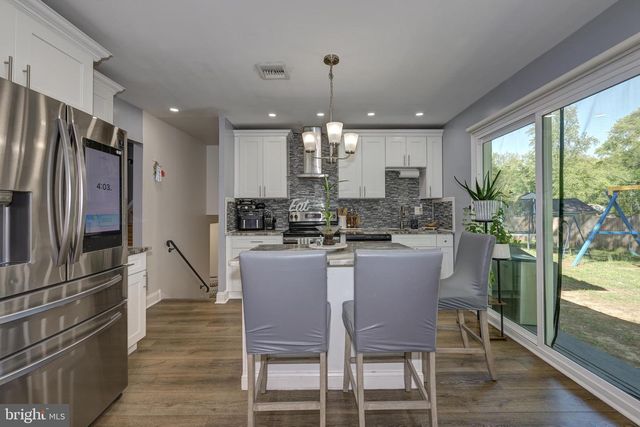 405 KENNEBEC RD, Cherry Hill, NJ 08002