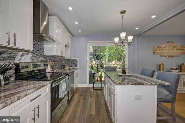 405 KENNEBEC RD, Cherry Hill, NJ 08002