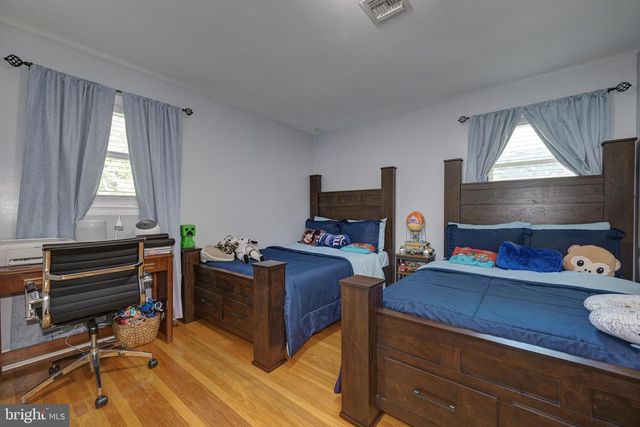 405 KENNEBEC RD, Cherry Hill, NJ 08002