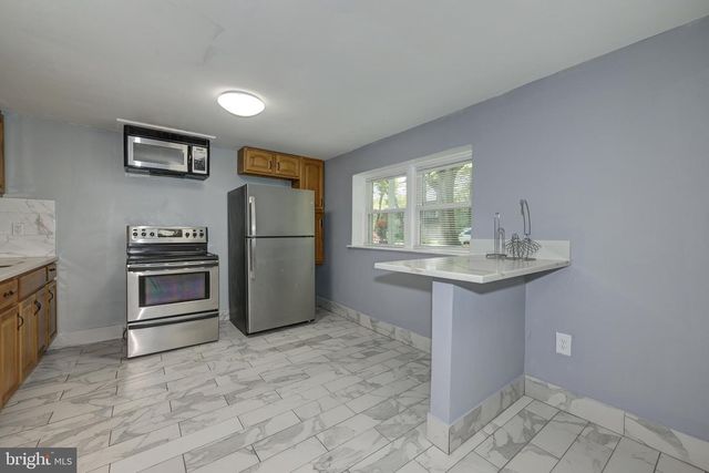 405 KENNEBEC RD, Cherry Hill, NJ 08002
