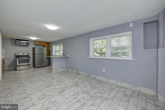 405 KENNEBEC RD, Cherry Hill, NJ 08002