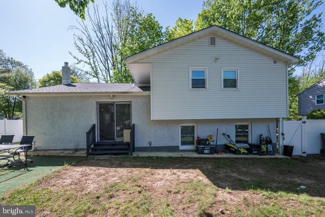 405 KENNEBEC RD, Cherry Hill, NJ 08002