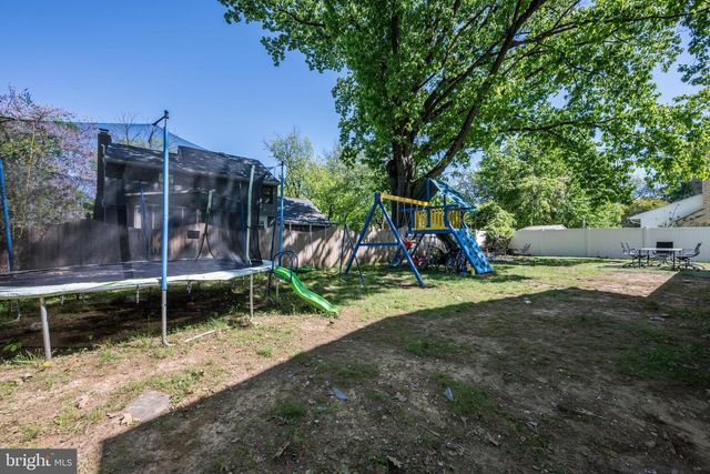 405 KENNEBEC RD, Cherry Hill, NJ 08002