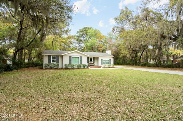 2409 Waddell Road, Port Royal, SC 29935