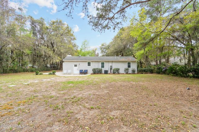 2409 Waddell Road, Port Royal, SC 29935