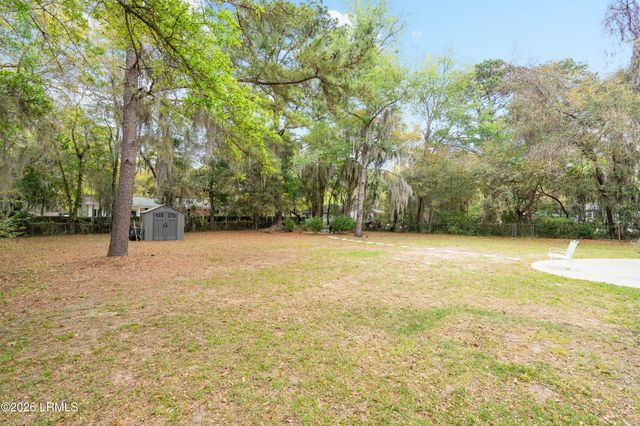 2409 Waddell Road, Port Royal, SC 29935