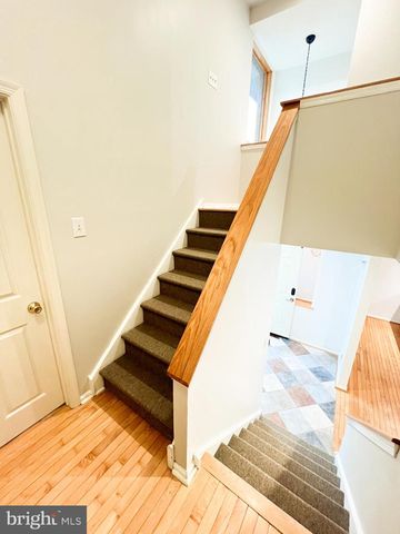 2402 HONEY RUN RD, Ambler, PA 19002