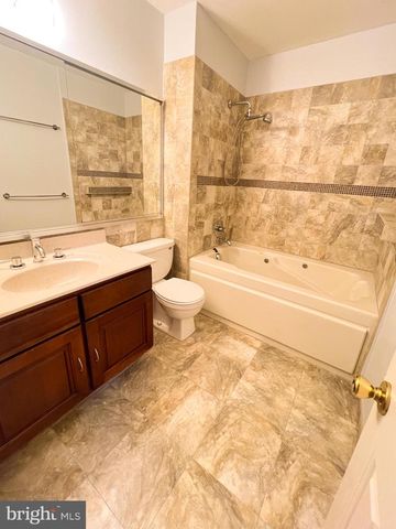 2402 HONEY RUN RD, Ambler, PA 19002