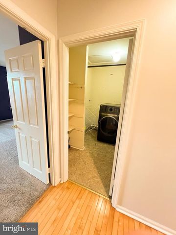 2402 HONEY RUN RD, Ambler, PA 19002