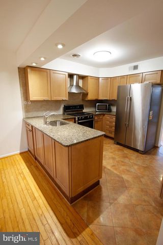 2402 HONEY RUN RD, Ambler, PA 19002