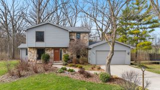 9321 Thunder Hill Place, Fort Wayne, IN 46804