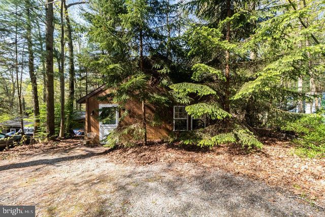 76 PHEASANT TRL, Orrtanna, PA 17353