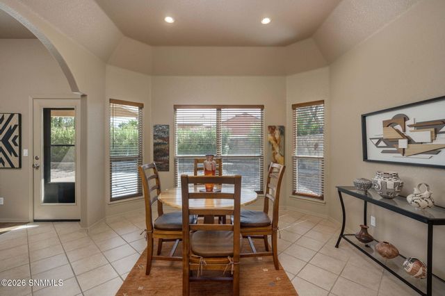 4450 Los Arboles Drive, Las Cruces, NM 88011