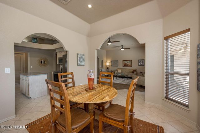 4450 Los Arboles Drive, Las Cruces, NM 88011