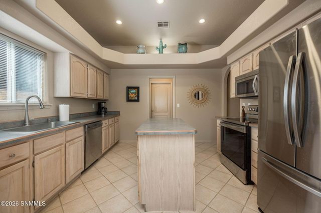 4450 Los Arboles Drive, Las Cruces, NM 88011