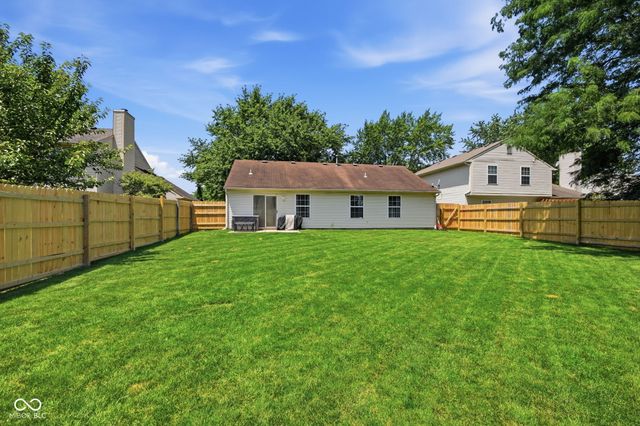 12869 Longleaf Lane, Fishers, IN 46038