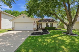 12869 Longleaf Lane, Fishers, IN 46038