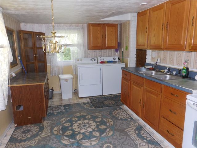 1221 Orchard Hill Drive, Miamisburg, OH 45342